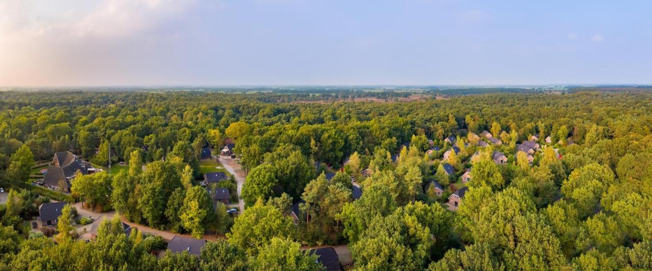 Roompot Landgoed Het Grote Zand Hooghalen 外观 照片